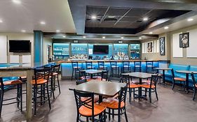 Clarion Inn & Suites Russellville I-40